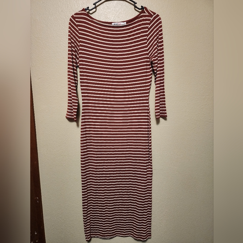 Brick Striped Long-sleeve Midi Dress